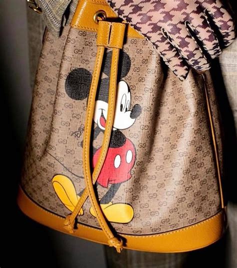 bolsa gucci mickey mouse original|gucci mickey mouse.